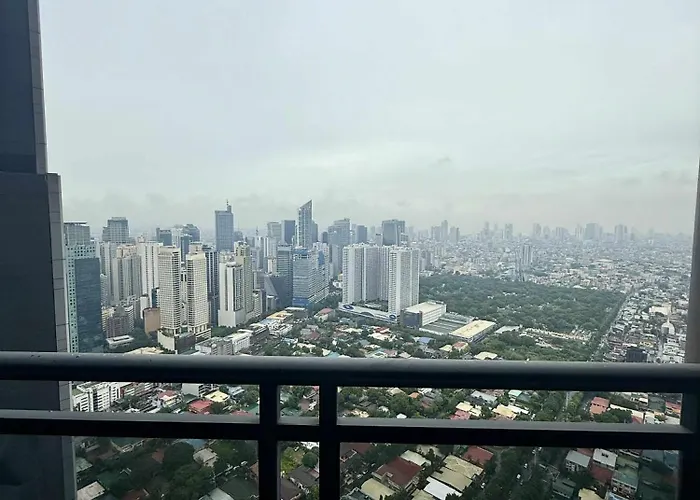 The Gramercy Residences - 2 Bedroom Penthouse With Balcony Manila