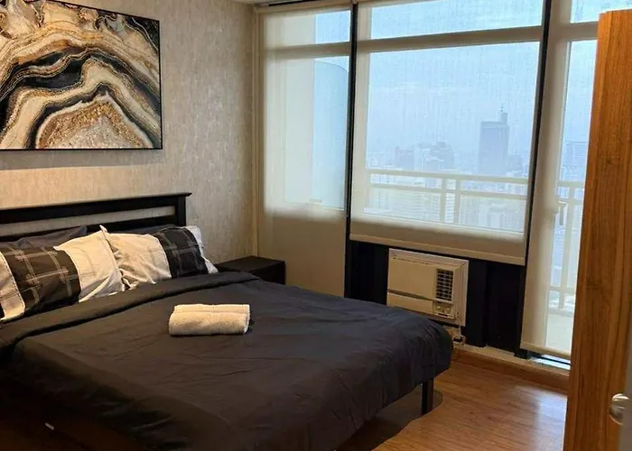 The Gramercy Residences - 2 Bedroom Penthouse With Balcony